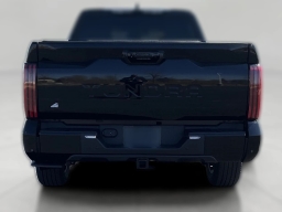 Toyota Tundra 4WD Platinum CrewMax 6.5' Bed (Natl) 2026