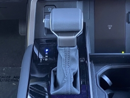 Toyota Tundra 4WD Platinum Hybrid CrewMax 5.5' Bed (Natl) 2026