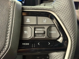 Toyota Tundra 4WD Platinum Hybrid CrewMax 5.5' Bed (Natl) 2026