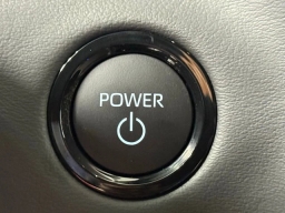 Toyota Tundra 4WD Platinum Hybrid CrewMax 5.5' Bed (Natl) 2026