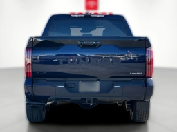 Toyota Tundra 4WD Platinum Hybrid CrewMax 5.5' Bed (Natl) 2026