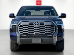Toyota Tundra 4WD Platinum Hybrid CrewMax 5.5' Bed (Natl) 2026