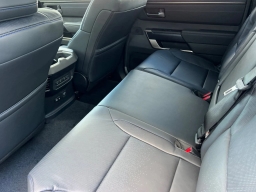 Toyota Tundra 4WD Platinum Hybrid CrewMax 5.5' Bed (Natl) 2026