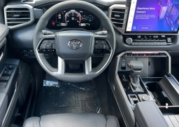 Toyota Tundra 4WD Platinum Hybrid CrewMax 5.5' Bed (Natl) 2026