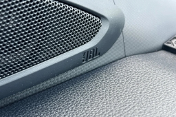 Toyota Tundra 4WD Platinum Hybrid CrewMax 5.5' Bed (Natl) 2026