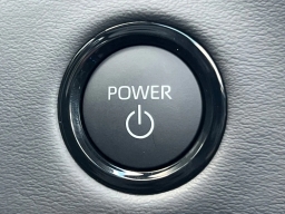 Toyota Tundra 4WD Platinum Hybrid CrewMax 5.5' Bed (Natl) 2026