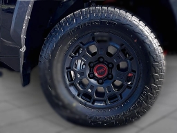 Toyota Tundra 4WD TRD Pro Hybrid CrewMax 5.5' Bed (Natl) 2026