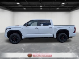 Toyota Tundra 4WD TRD Pro Hybrid CrewMax 5.5' Bed (Natl) 2026