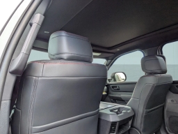 Toyota Tundra 4WD TRD Pro Hybrid CrewMax 5.5' Bed (Natl) 2026