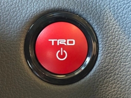 Toyota Tundra 4WD TRD Pro Hybrid CrewMax 5.5' Bed (Natl) 2026