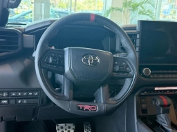 Toyota Tundra 4WD TRD Pro Hybrid CrewMax 5.5' Bed (Natl) 2026