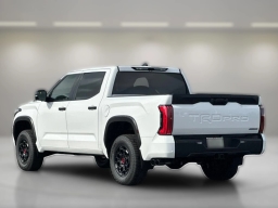 Toyota Tundra 4WD TRD Pro Hybrid CrewMax 5.5' Bed (Natl) 2026