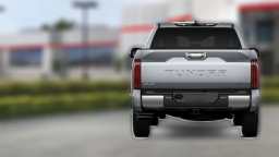 Toyota Tundra 4WD Capstone Hybrid CrewMax 5.5' Bed (Natl) 2025