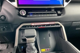 Toyota Tundra 4WD Limited CrewMax 5.5' Bed (Natl) 2026