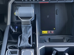 Toyota Tundra 4WD Limited CrewMax 5.5' Bed (Natl) 2026