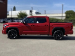 Toyota Tundra 4WD Limited CrewMax 5.5' Bed (Natl) 2026