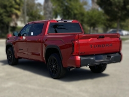 Toyota Tundra 4WD Limited CrewMax 5.5' Bed (Natl) 2026