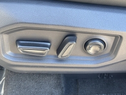 Toyota Tundra 4WD Limited CrewMax 5.5' Bed (Natl) 2026