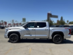 Toyota Tundra 4WD Limited CrewMax 5.5' Bed (Natl) 2026