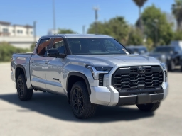 Toyota Tundra 4WD Limited CrewMax 5.5' Bed (Natl) 2026