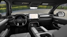 Toyota Tundra 4WD Limited CrewMax 5.5' Bed (Natl) 2026