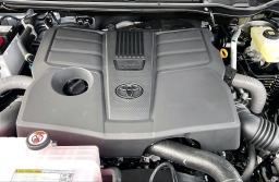 Toyota Tundra 4WD Limited CrewMax 5.5' Bed (Natl) 2026