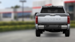 Toyota Tundra 4WD Limited Hybrid CrewMax 5.5' Bed (Natl) 2026