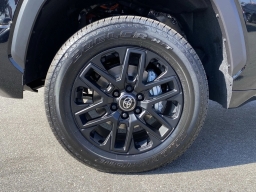 Toyota Tundra 4WD Limited Hybrid CrewMax 5.5' Bed (Natl) 2026