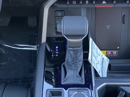 Toyota Tundra 4WD Limited Hybrid CrewMax 5.5' Bed (Natl) 2026