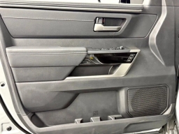 Toyota Tundra 4WD Limited Hybrid CrewMax 5.5' Bed (Natl) 2026