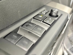 Toyota Tundra 4WD Limited Hybrid CrewMax 5.5' Bed (Natl) 2026