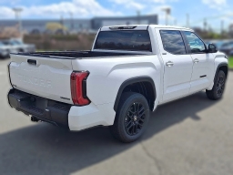 Toyota Tundra 4WD Limited Hybrid CrewMax 5.5' Bed (Natl) 2026