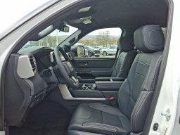 Toyota Tundra 4WD Limited Hybrid CrewMax 5.5' Bed (Natl) 2026