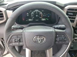 Toyota Tundra 4WD Limited Hybrid CrewMax 5.5' Bed (Natl) 2026