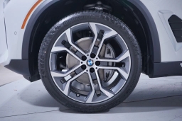 BMW X5 sDrive40i Sports Activity Vehicle 2026