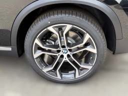 BMW X5 sDrive40i Sports Activity Vehicle 2026