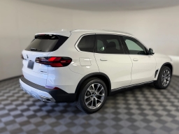 BMW X5 sDrive40i Sports Activity Vehicle 2026