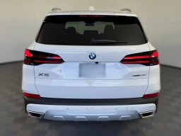 BMW X5 sDrive40i Sports Activity Vehicle 2026