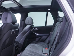 BMW X5 sDrive40i Sports Activity Vehicle 2026