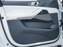BMW X5 sDrive40i Sports Activity Vehicle 2026