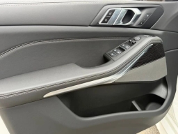 BMW X5 sDrive40i Sports Activity Vehicle 2026