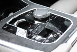 BMW X5 sDrive40i Sports Activity Vehicle 2026