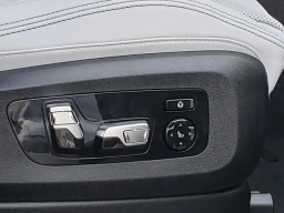 BMW X5 xDrive40i Sports Activity Vehicle 2026