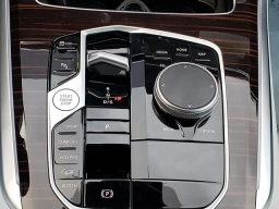 BMW X5 xDrive40i Sports Activity Vehicle 2026