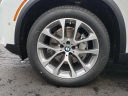 BMW X5 xDrive40i Sports Activity Vehicle 2026