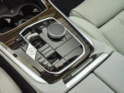 BMW X5 xDrive40i Sports Activity Vehicle 2026