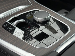 BMW X5 xDrive40i Sports Activity Vehicle 2026