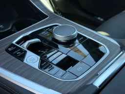 BMW X5 xDrive40i Sports Activity Vehicle 2026