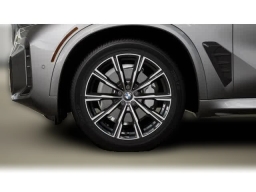 BMW X5 xDrive40i Sports Activity Vehicle 2026