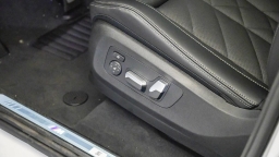 BMW X5 xDrive40i Sports Activity Vehicle 2026